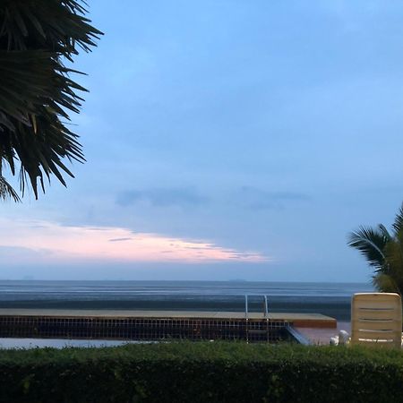 The Chevalley Beach Resort ساتون المظهر الخارجي الصورة