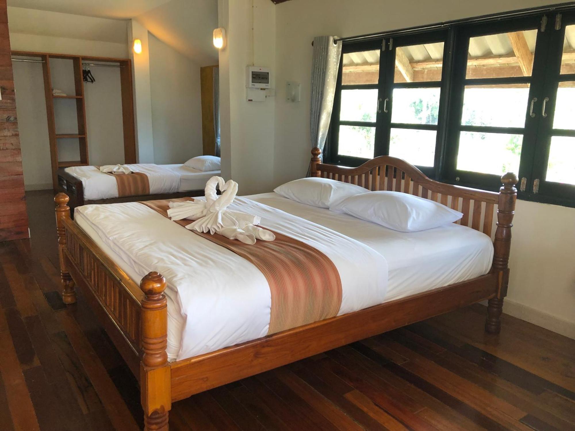 The Chevalley Beach Resort ساتون المظهر الخارجي الصورة